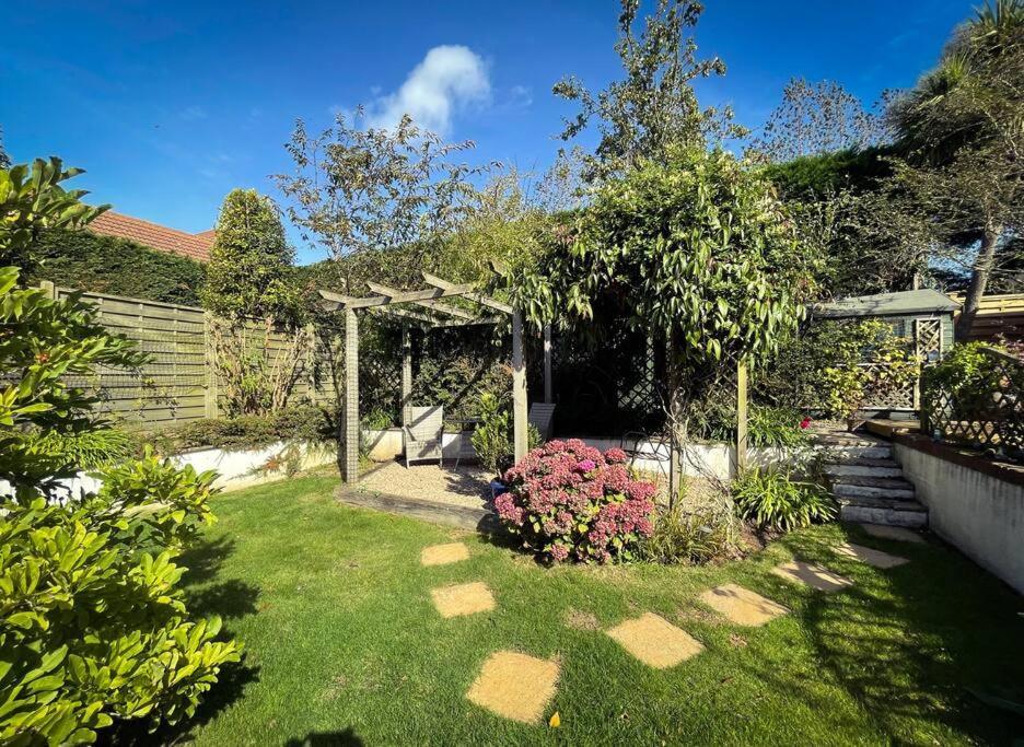 Country Cottage With Private Garden Close To Beach St Mary Exterior photo